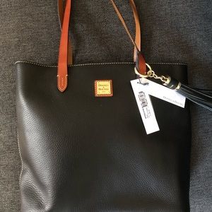 NEW WITH TAGS - Dooney and Bourke Hadley Tote